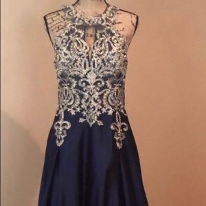 Prom/formal gown/dress